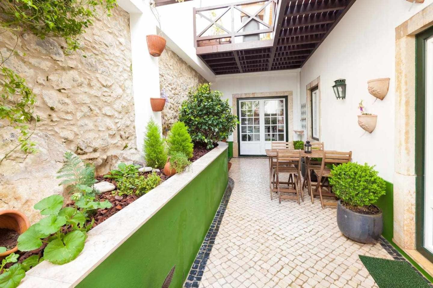 Guest house Estefania Sintra